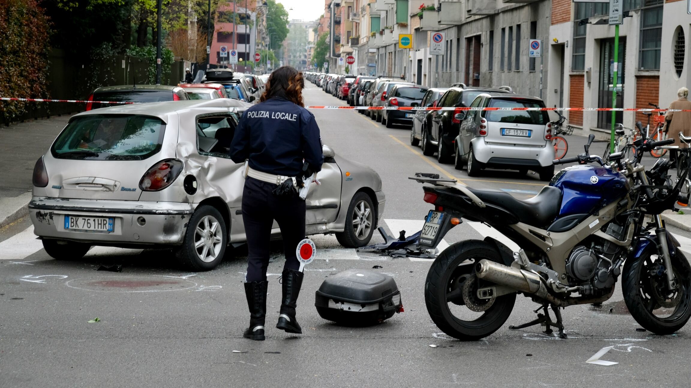 Anziana travolta e uccisa mentre attraversa la strada