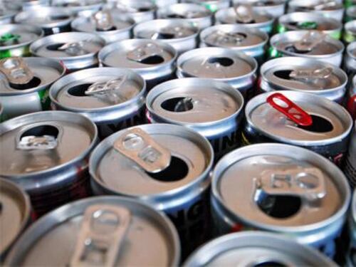 Salute: energy drink e adolescenti, studio pediatri '4 su 10 cominciano prima dei 12 anni'