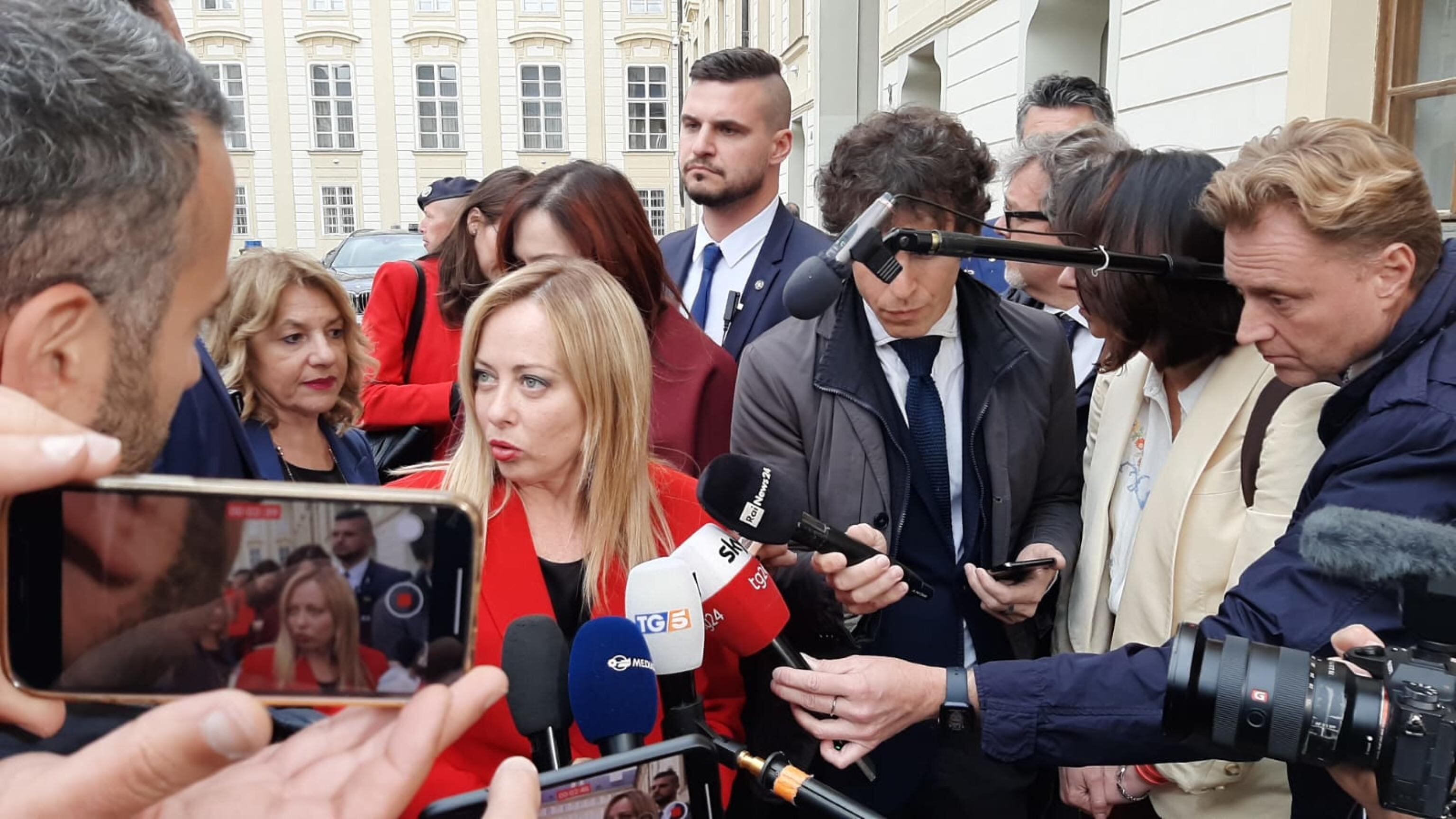 Ppe-Conservatori asse per il futuro dell'Europa. Spagna e Polonia elezioni decisive per la premier