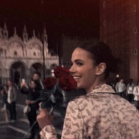 Lady Neymar, scollatura hot a Venezia: le foto della fidanzata di O'Ney 4