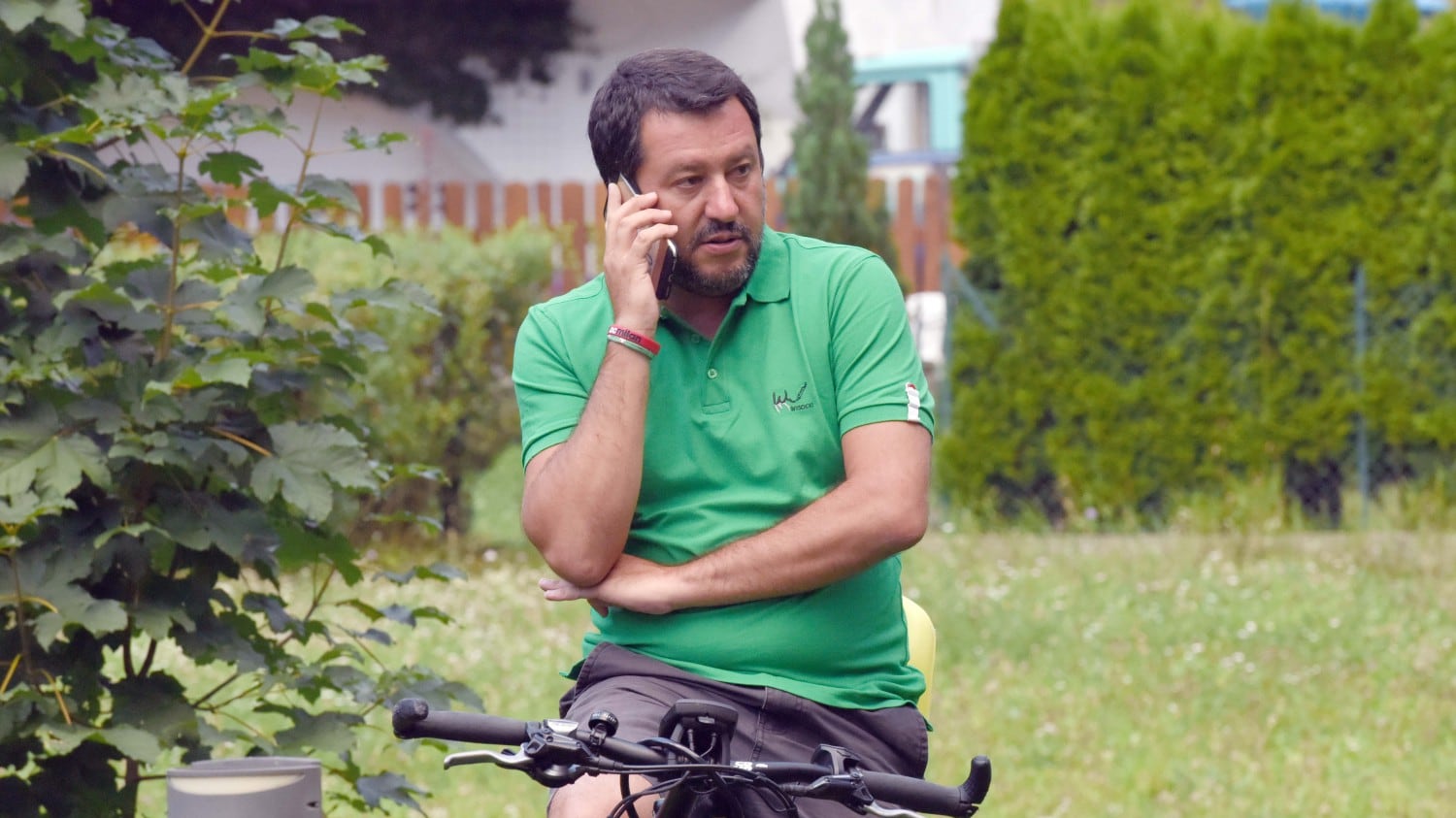 La Lega teme "accerchiamento" dei pm su Salvini. Spuntano altre accuse: "Si voterà nel 2019"