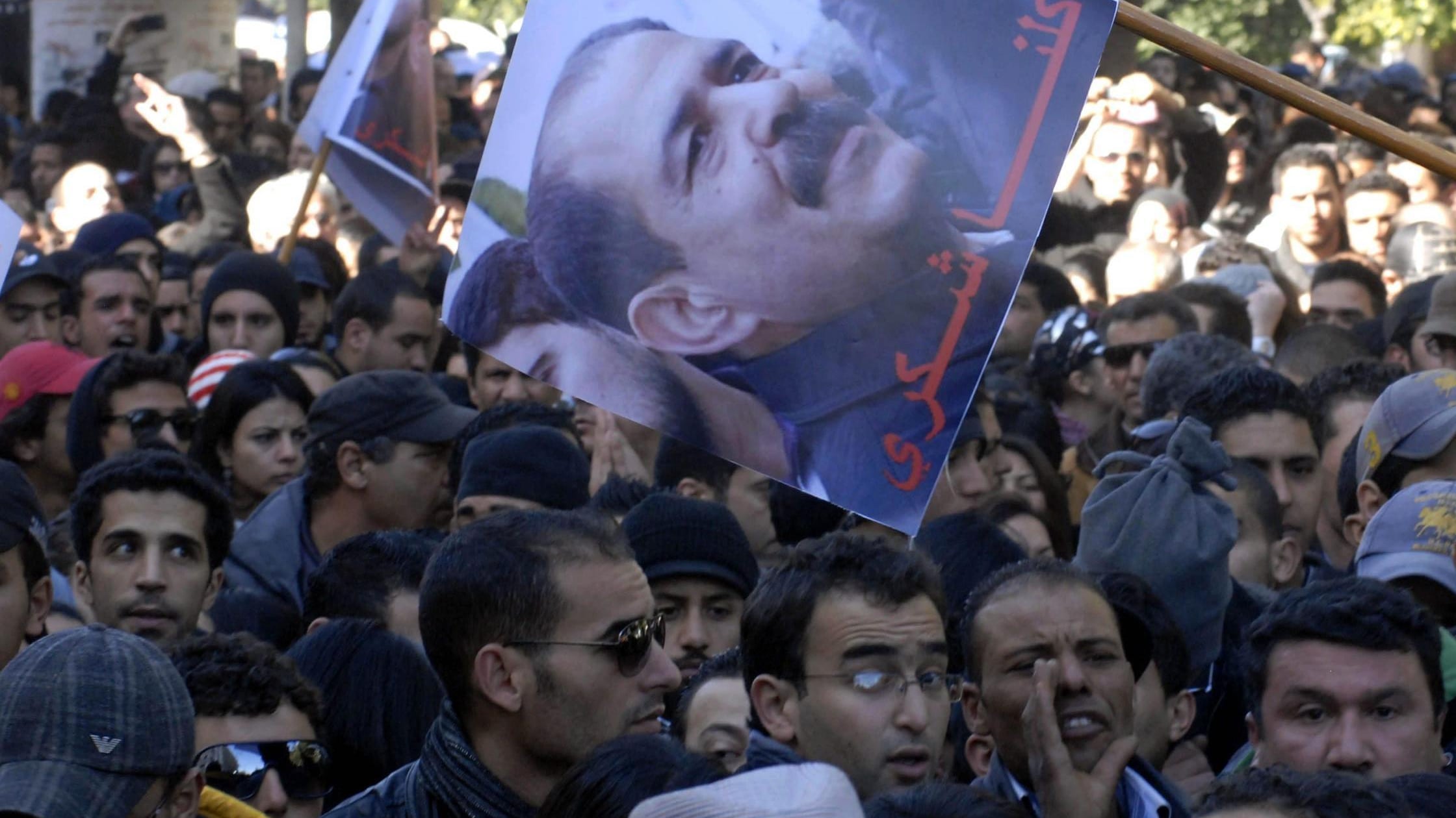 Ucciso il nemico dei fanatici: la Tunisia ripiomba nel caos