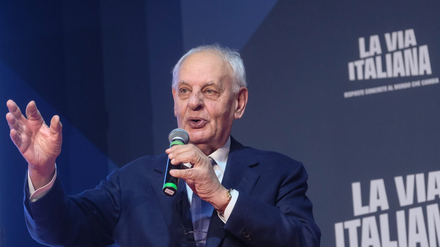 "Il Colle ha avocato la politica estera. L'anomalia è diventata normalità"