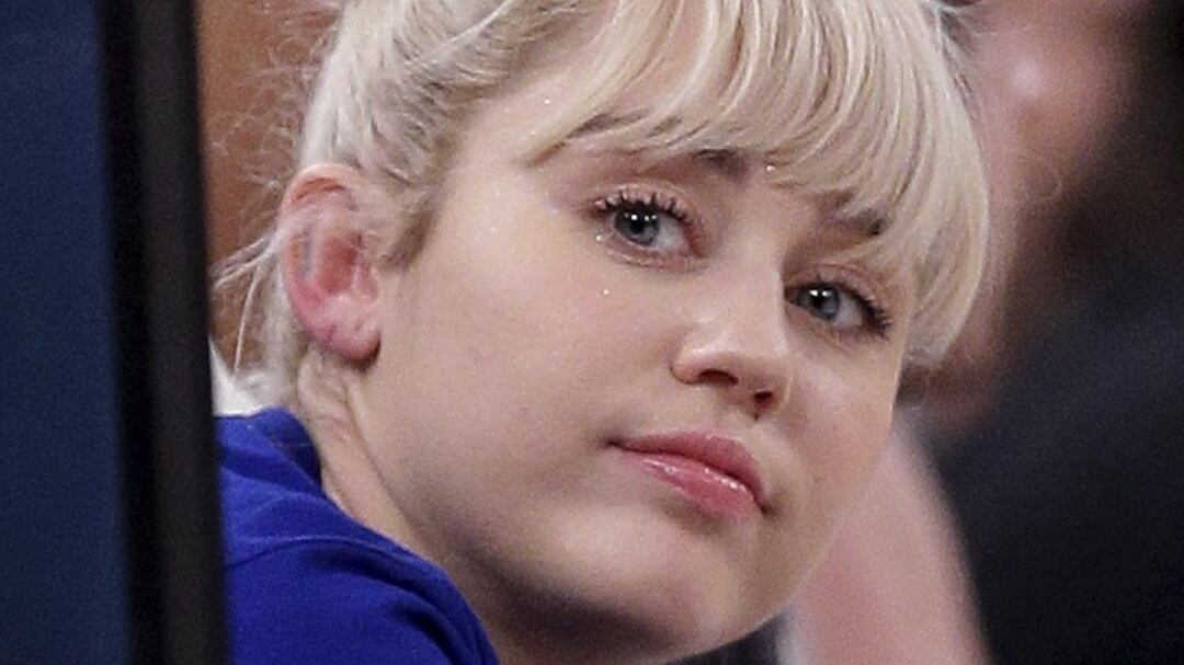 Miley Cyrus, torna il sereno con Liam Hemsworth e spunta il secondo anello
