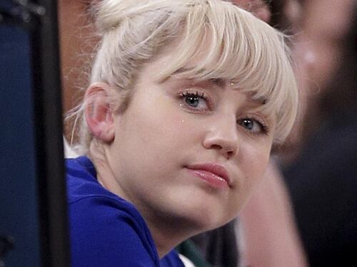 Miley Cyrus, torna il sereno con Liam Hemsworth e spunta il secondo anello