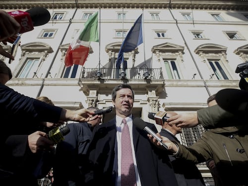 Quell'accordo siglato dall'ex ministro Orlando: "Niente ergastolo per Battisti"