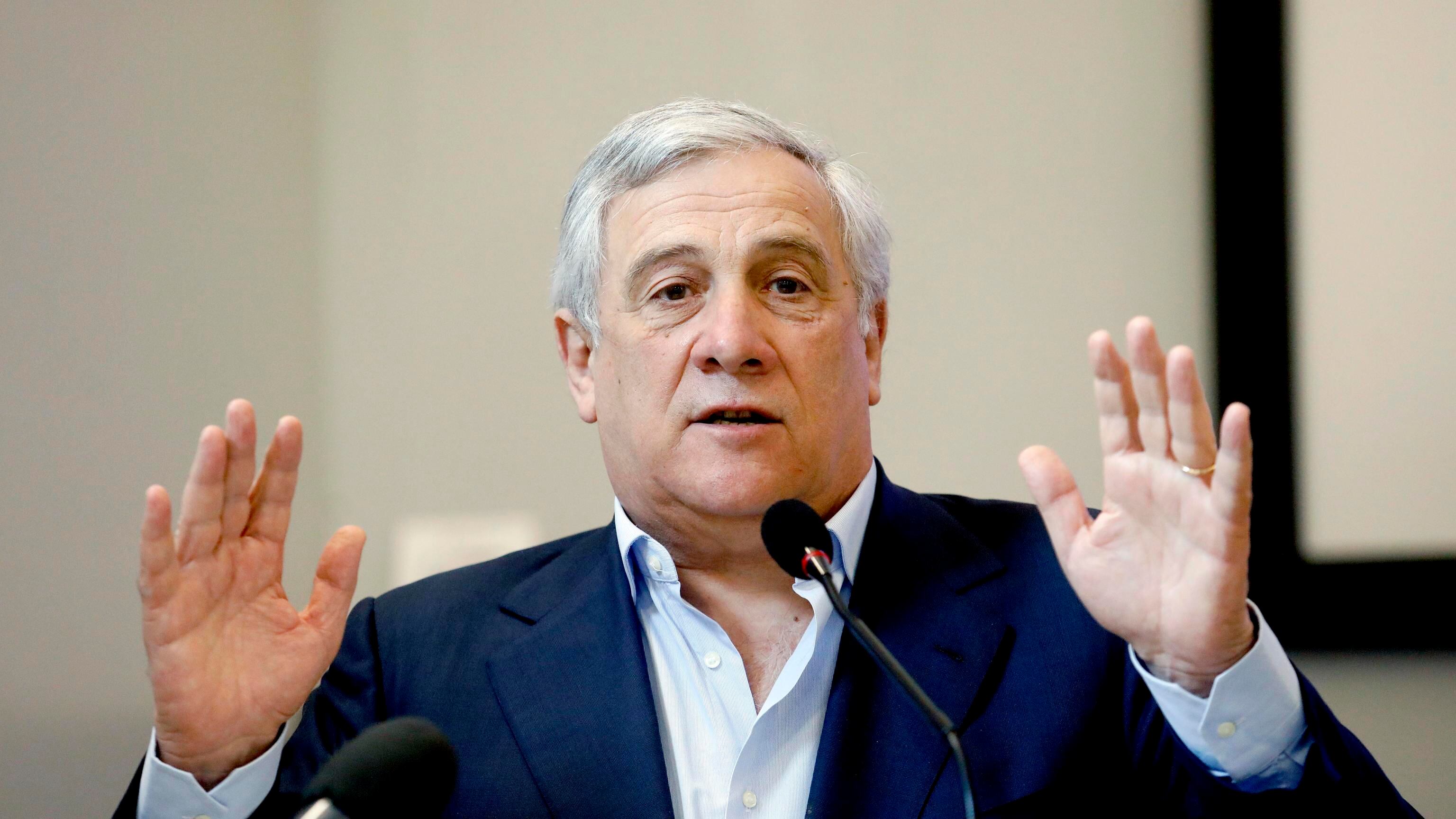 "Berlusconi al Senato?". Tajani svela i piani del Cav