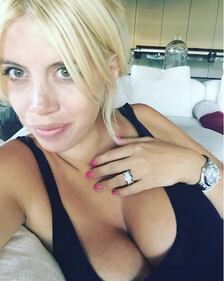 "Senza tette non hai il paradiso". ​Lo scatto hot di Wanda Nara 7
