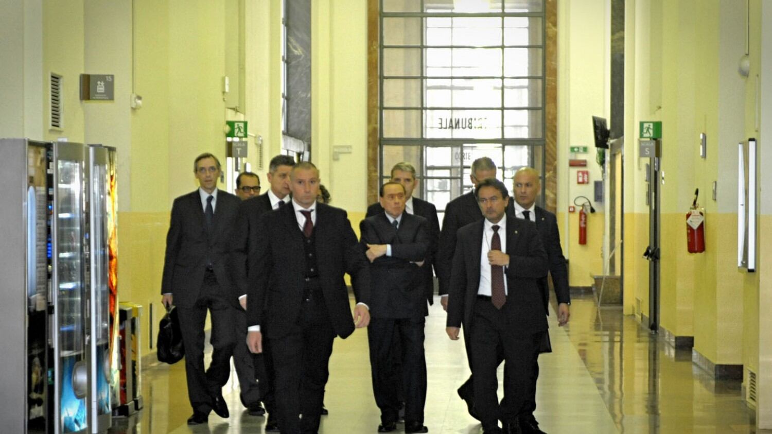 E testimonia in tribunale al processo contro Emilio Fede