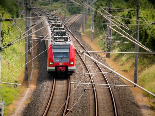 Altro che binari morti. I treni del passato rinascono coi turisti