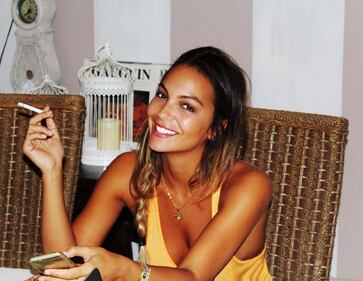 Sotto il vestito niente: Sarah Nile hot su Instagram 11
