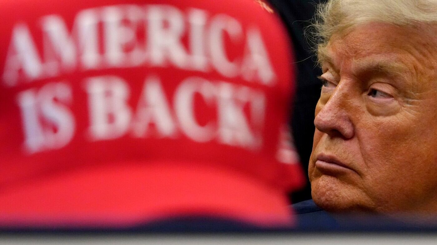 Trump fa gli auguri all'America: "È il trionfo del nostro spirito"