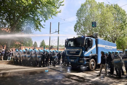 Torino, le foto delle violenze 2