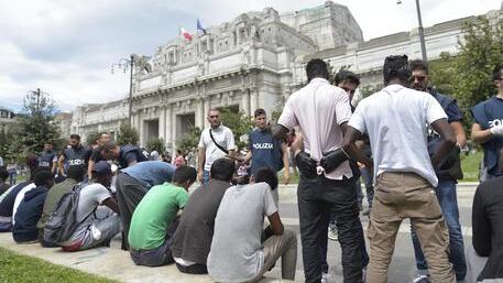 Match tra Comune e Salvini sui bivacchi dei profughi