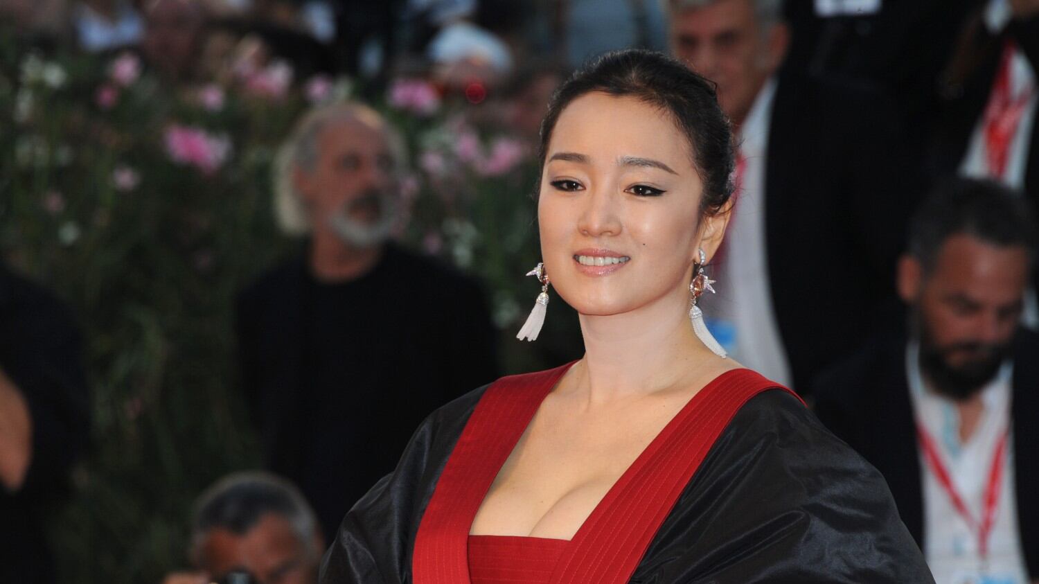 L'amore, le spie, la guerra. A Shangai si scrive il destino