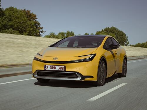 Toyota Prius Plug-In: la prova dell'ibrida che si crede elettrica