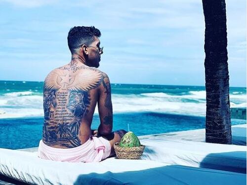 Liverpool, Firmino celebra la Champions: maxi tatuaggio sulla schiena