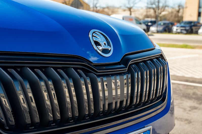 Skoda Kamiq Black Dots 7
