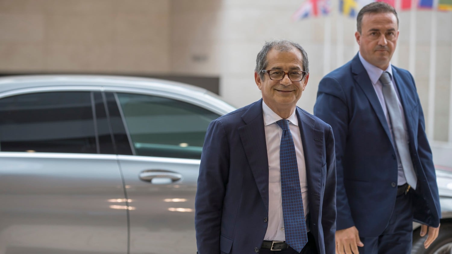 La consigliera di Tria e l'aiutino al ministro: "Fa lavorare il figliastro"