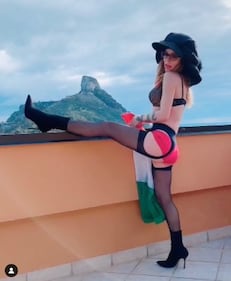 Naike Rivelli hot su Instagram 2