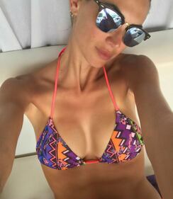 VIP in bikini per Pasqua 13