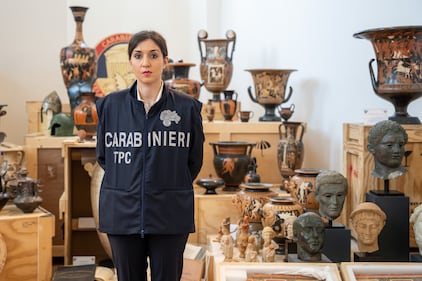 Oltre 600 opere d'arte riportati in Italia dai Carabinieri 10