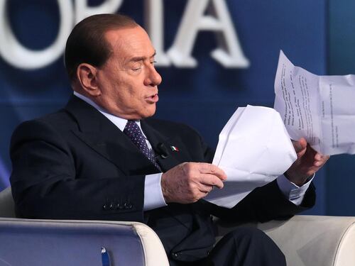 Berlusconi: "Il Monti che ho conosciuto io era finto"