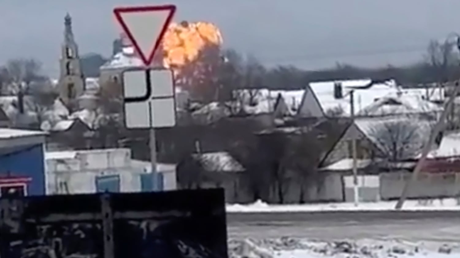 "Crimine di Kiev". "Serve indagine": il giallo dietro al volo russo abbattuto