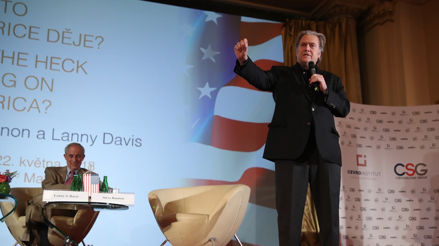 Lo stratega di Trump rivela: "Lega-M5S? Li ho sposati io"