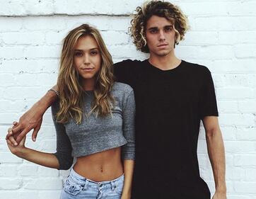 Jay Alvarrez e Alexis Ren, i due modelli, sexy, affascinanti e sempre in vacanza 6
