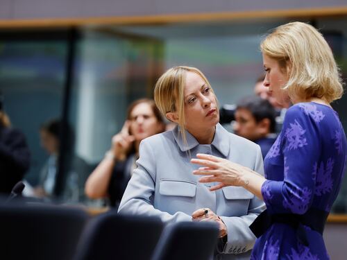 Meloni, no a Sánchez. "Errore sospendere l'Accordo Ue-Israele. Gaza ingiustificabile"