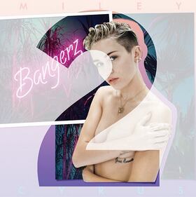 Miley Cyrus presenta il nuovo album con stelline sui capezzoli 7