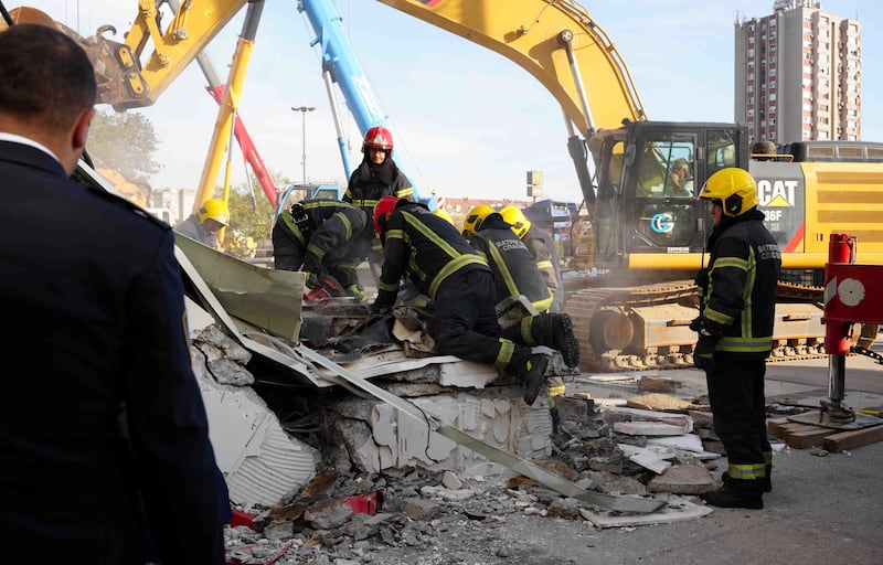 La tragedia alla stazione di Novi Sad (Serbia): le immagini 1