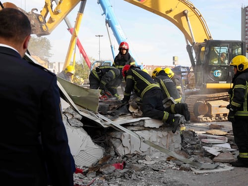 La tragedia alla stazione di Novi Sad (Serbia): le immagini