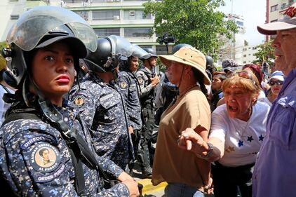 Venezuela: ancora forti proteste contro il governo di Maduro6