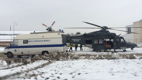 Gli alpini nei paesi isolati dalla neve 14