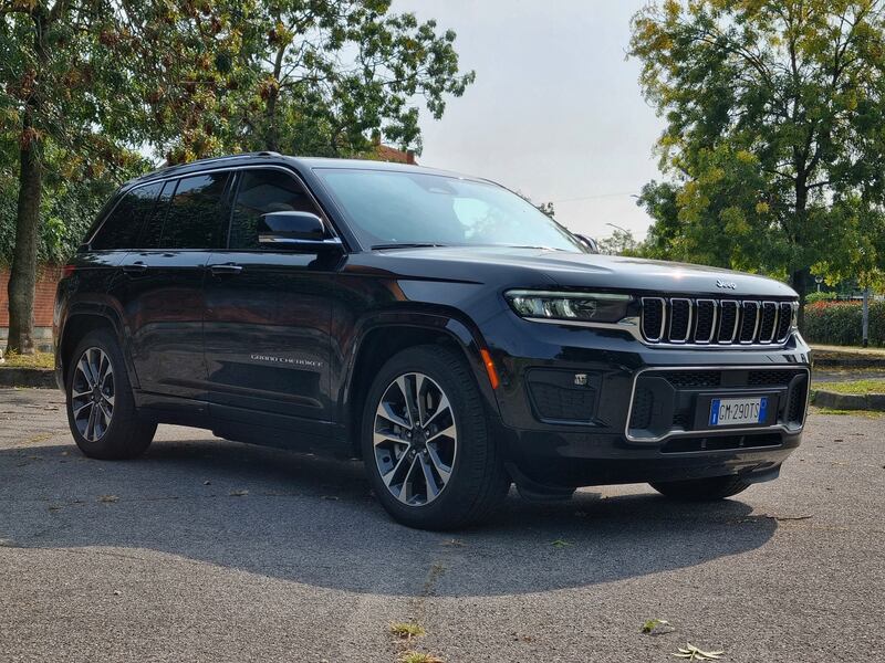 Jeep Grand Cherokee 4xe, guarda la gallery del nuovo SUV Premium 5