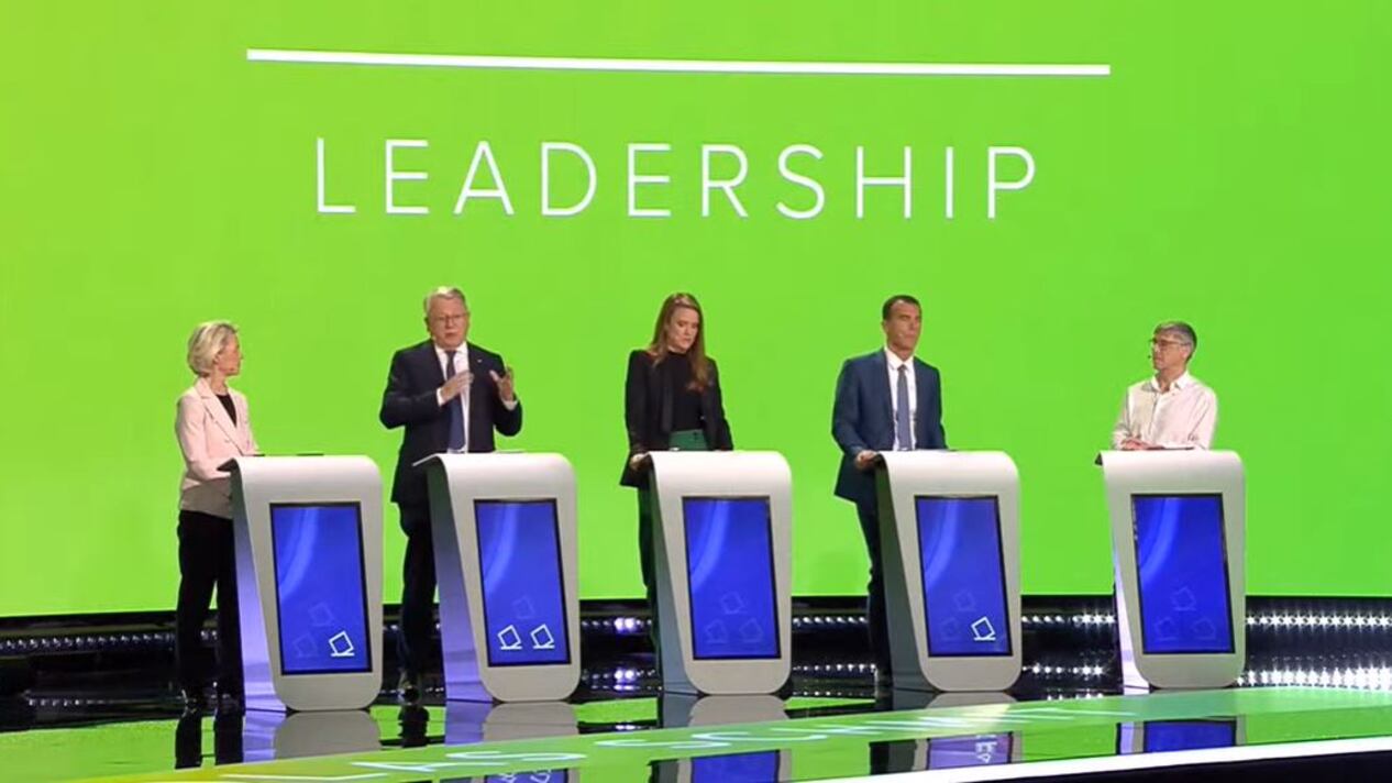 "Meloni antidemocratica, mai al governo in Ue". La sinistra si scatena contro von der Leyen