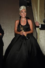  Oscar 2019, l'eleganza di Lady Gaga 5