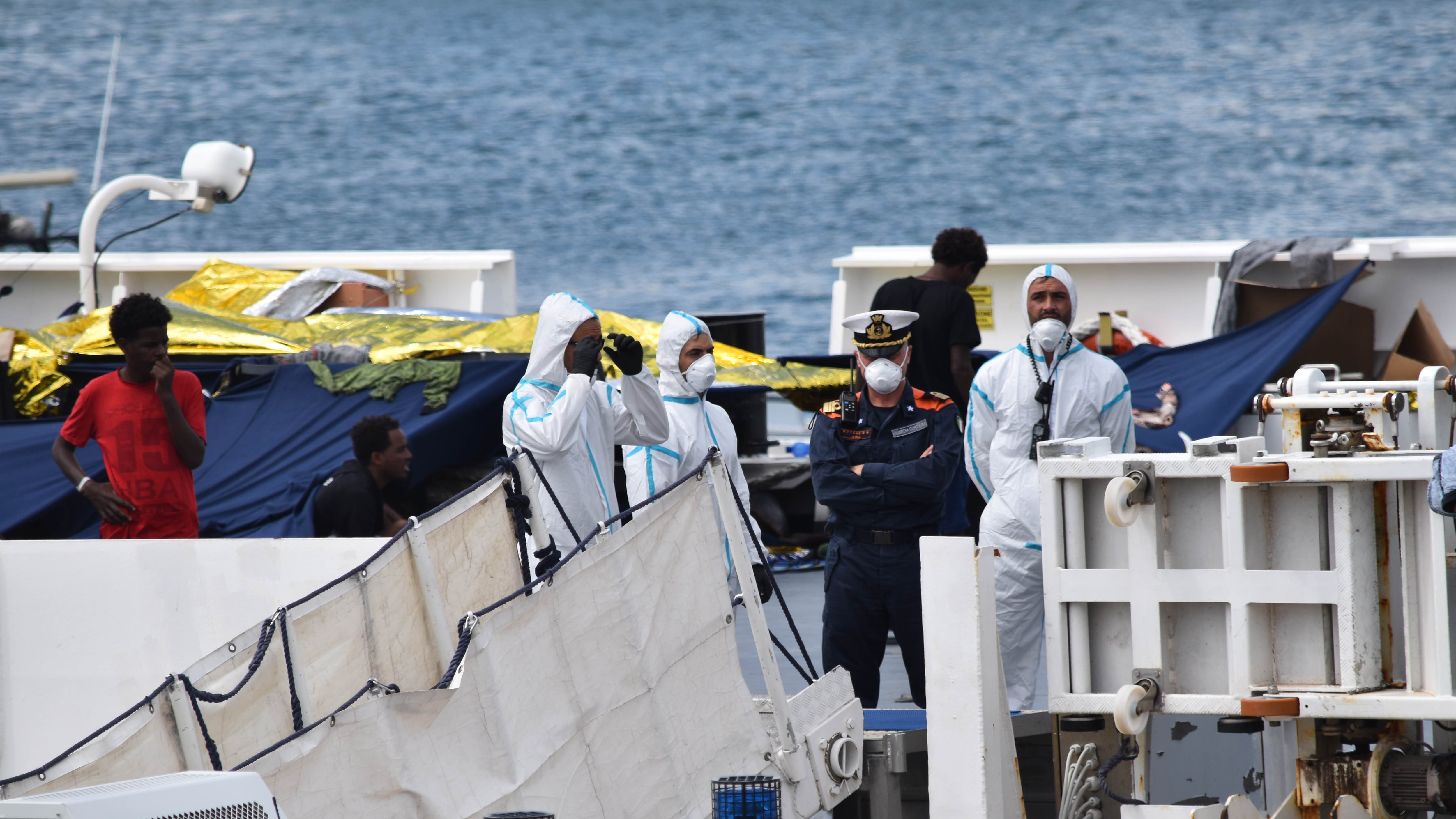 Diciotti, il comandante smentisce i pm "Nessuna emergenza a bordo"