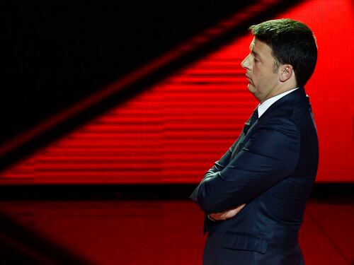 Renzi liquida Alfano e dà l'ultimatum a Letta