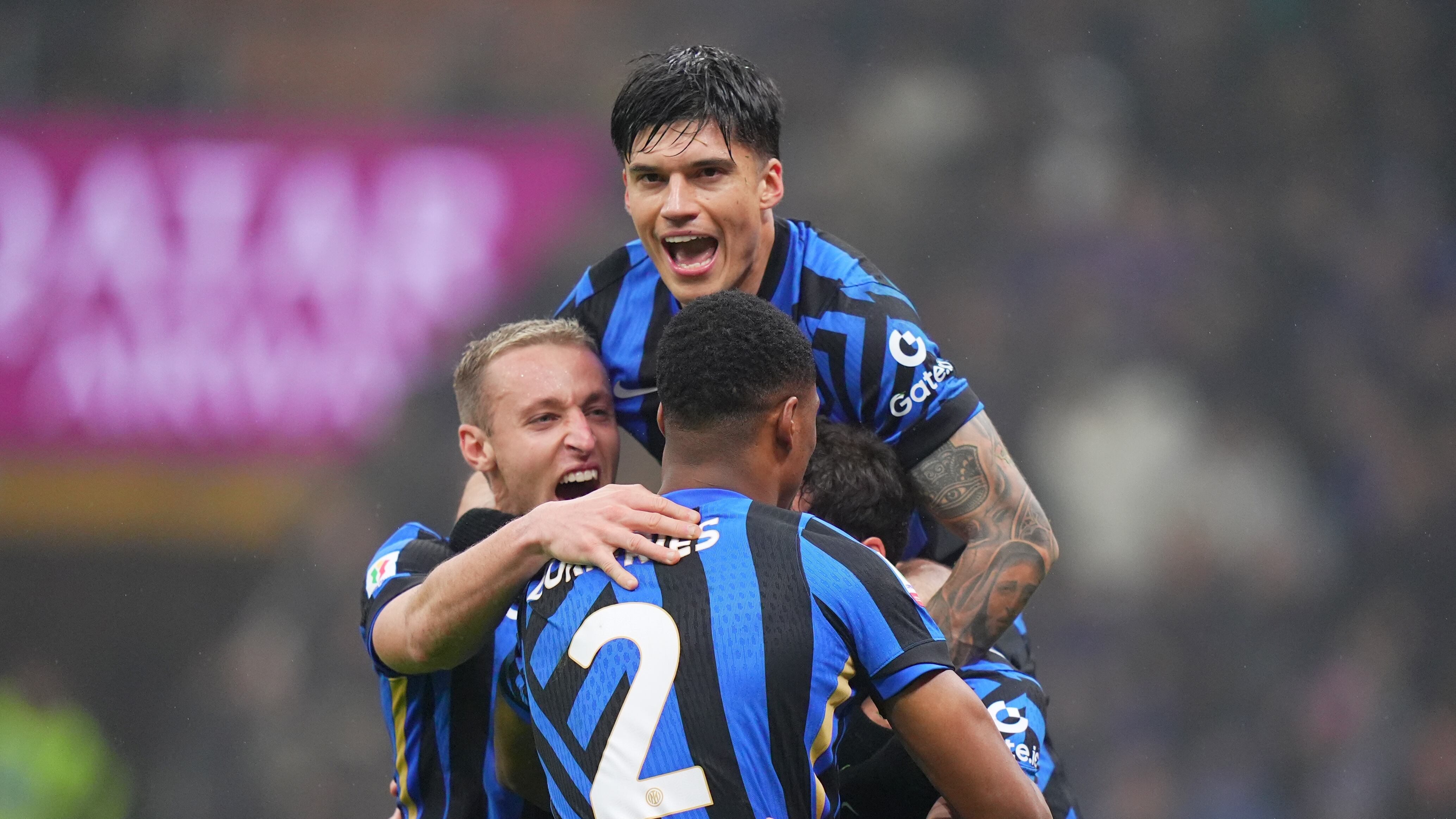 Due gol alla Lazio, Inter avanti in Coppa Italia. E sarà ancora derby col Milan