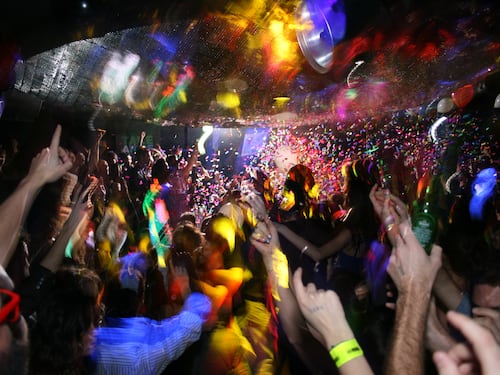 Club Haus 80’s, i Magazzini Generali si tingono di fluo