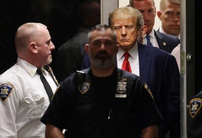 Trump a giudizio: le foto della giornata in tribunale 3