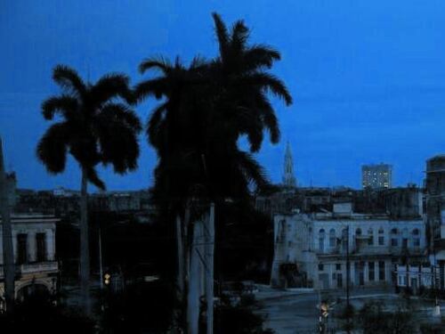 A Cuba sistema elettrico ko. Paese al buio, chiuse le scuole
