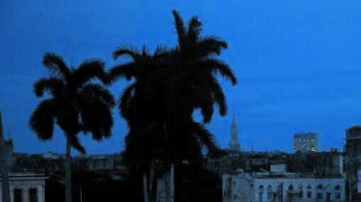 A Cuba sistema elettrico ko. Paese al buio, chiuse le scuole