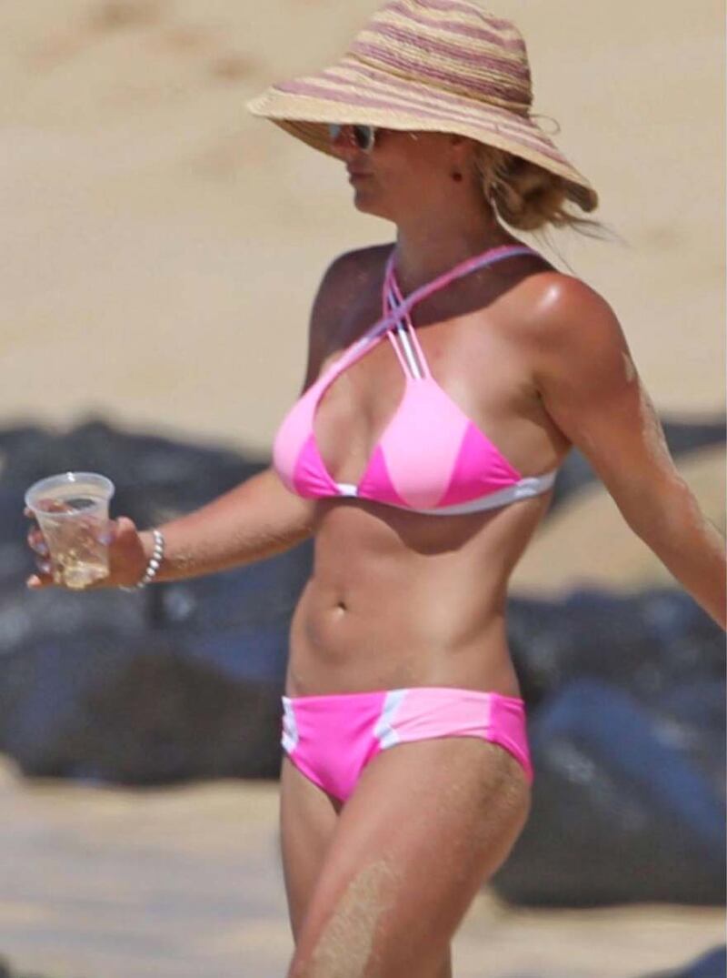 Britney Spears con gli occhiali, foto 11