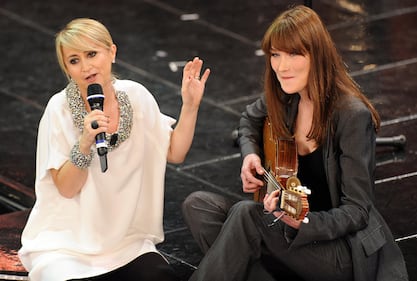 Sanremo, Carla Bruni duetta con Luciana Littizzetto 6