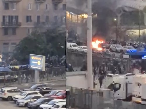 Violenza ultras, poliziotto colpito da transenna a Genova: "Italia nella morsa dei delinquenti"