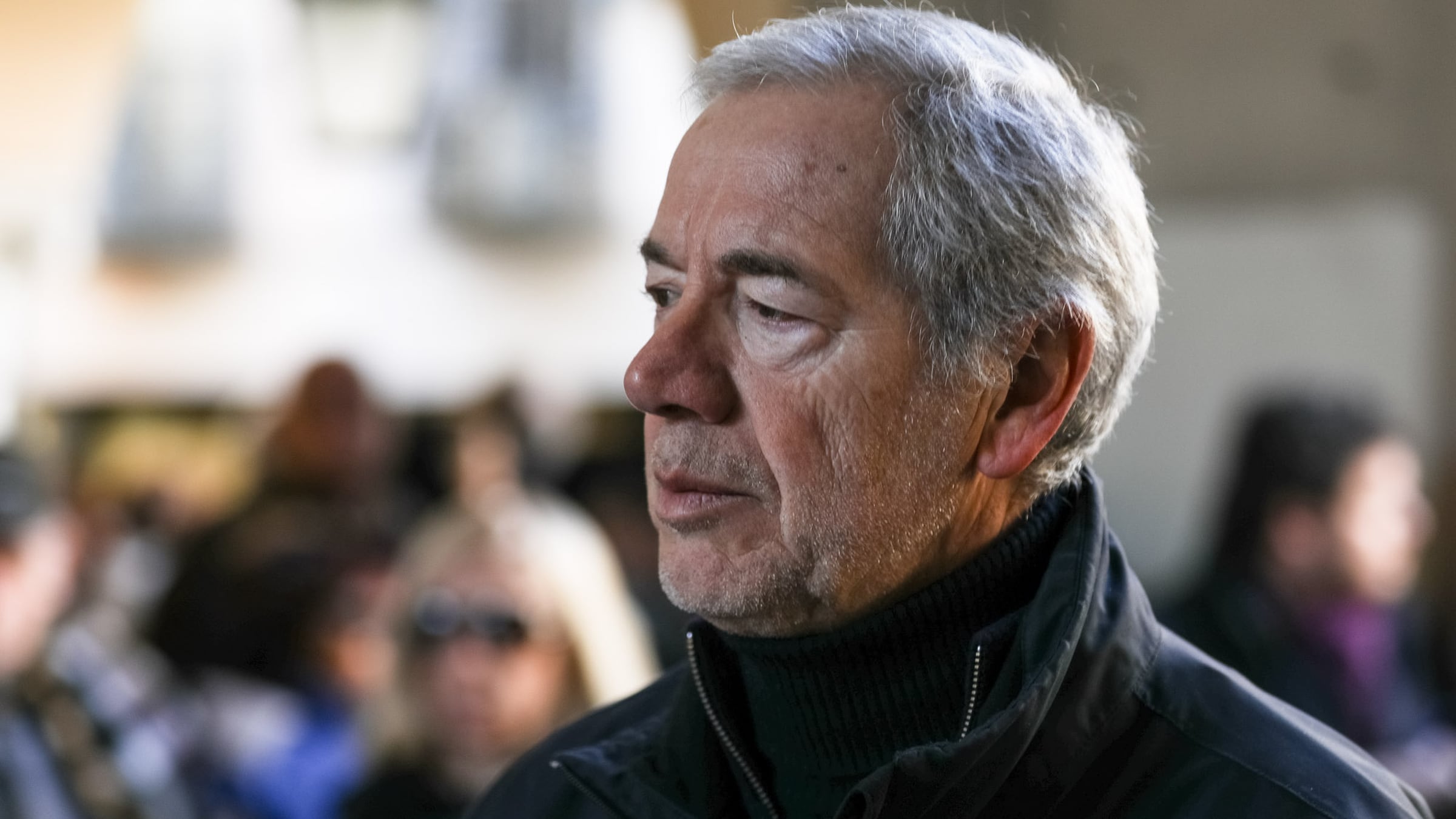 Bertolaso rinuncia alla corsa per diventar sindaco di Roma "Ora non posso candidarmi"